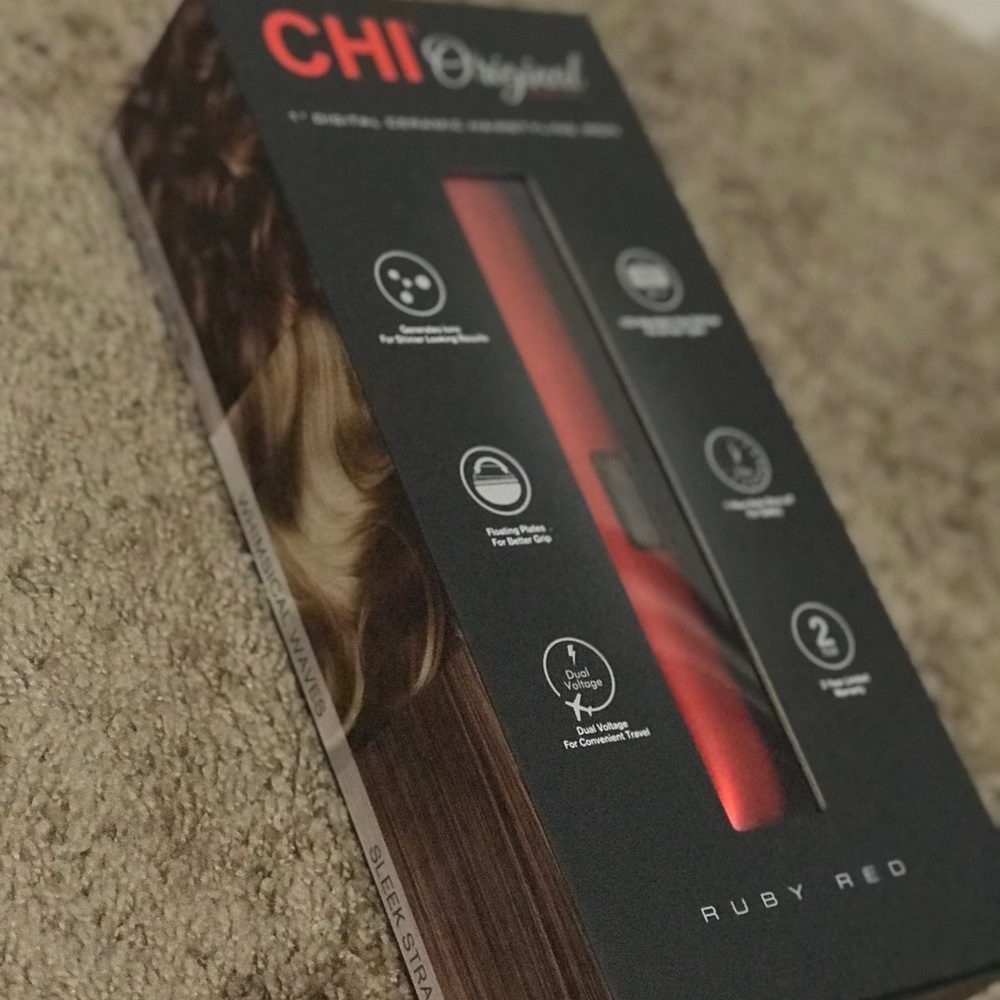 HOLIDAY SALEE Digital ceramic hairstyling iron